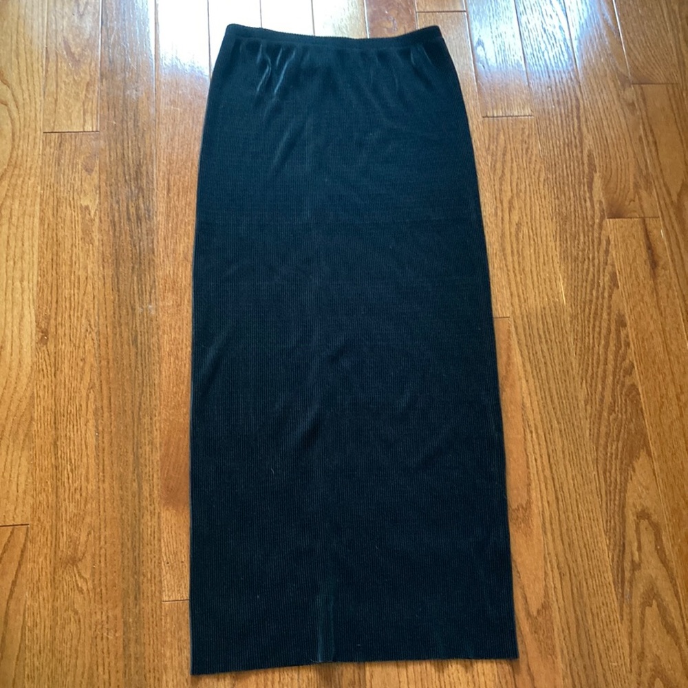 Vintage Express Campagnie Internationale maxi skirt black ribbed classic luxe